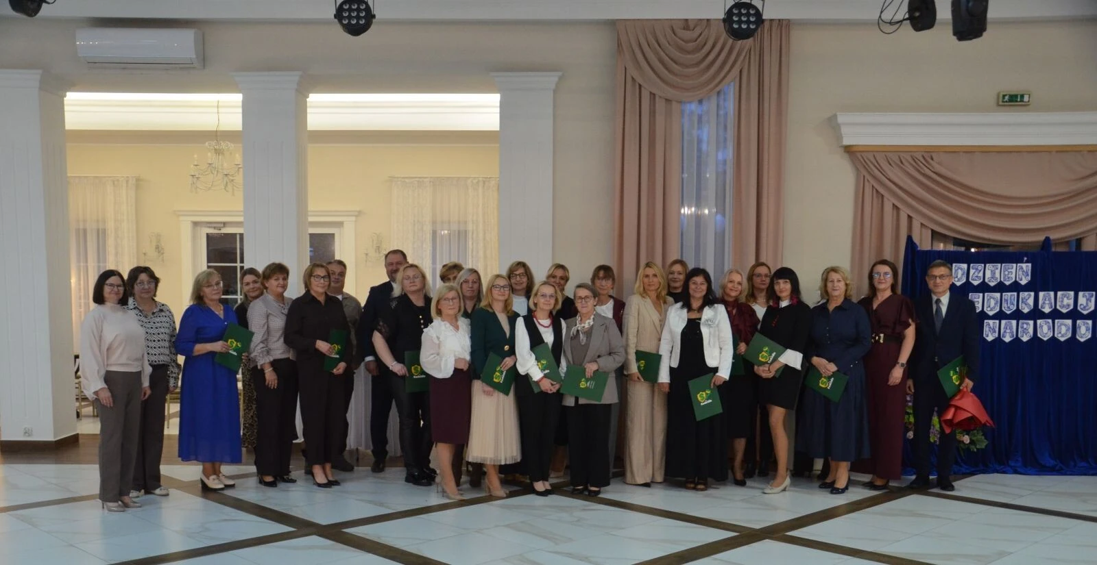 Święto nauczycieli w gminie Kadzidło. Były podziękowania i nagrody (zdjęcia)