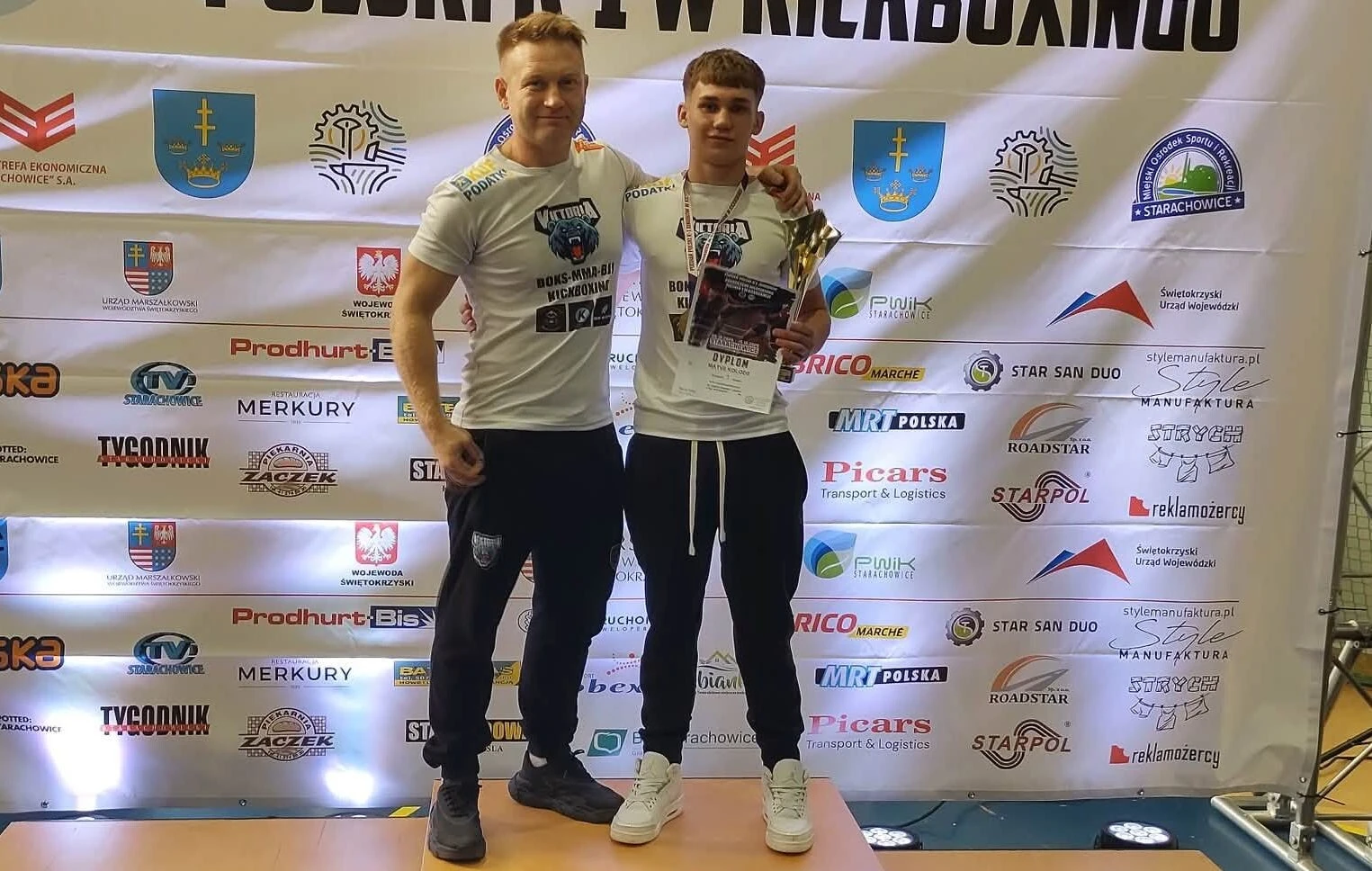Night of Warriors z ostrołęckim akcentem. Dwóch zawodników Victorii na karcie gali