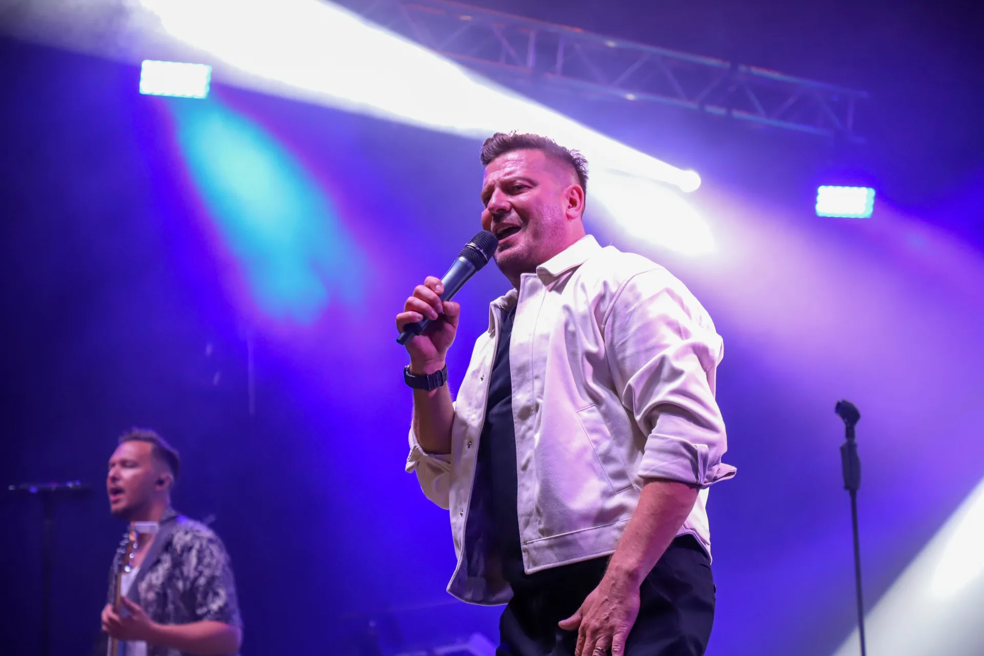 Muzyczny finał Zajazdu Szlacheckiego w Troszynie. Publiczność bawiła się podczas koncertów gwiazd (zdjęcia, wideo)