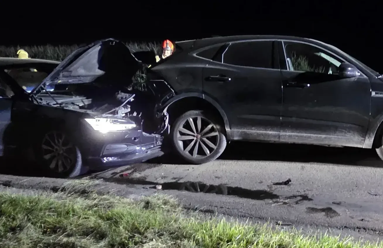 Wypadek dwóch aut w Czarnowcu (zdjęcia, wideo)