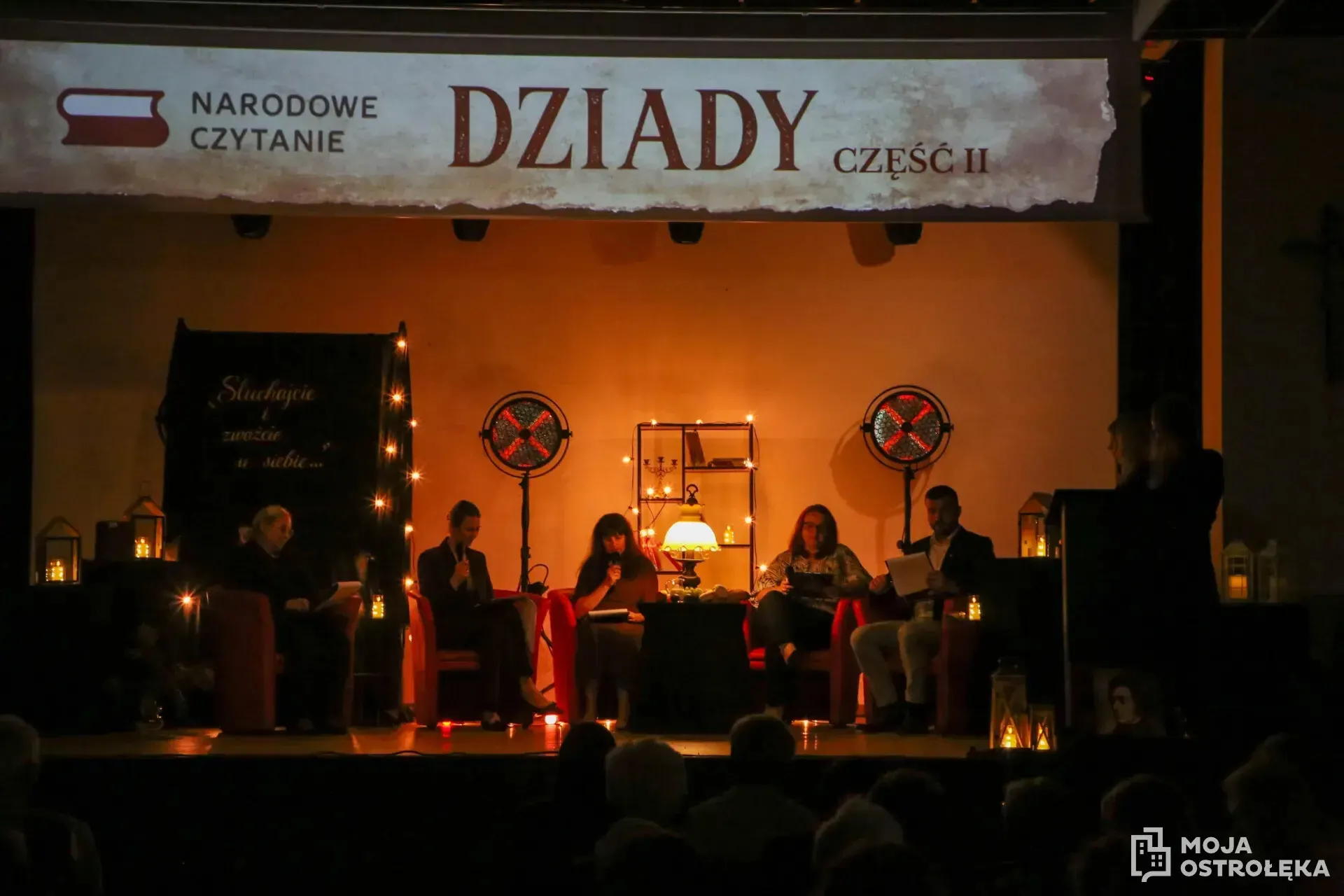 Lelis znów czytał wielką polską literaturę. Tym razem „Dziady” (zdjęcia)