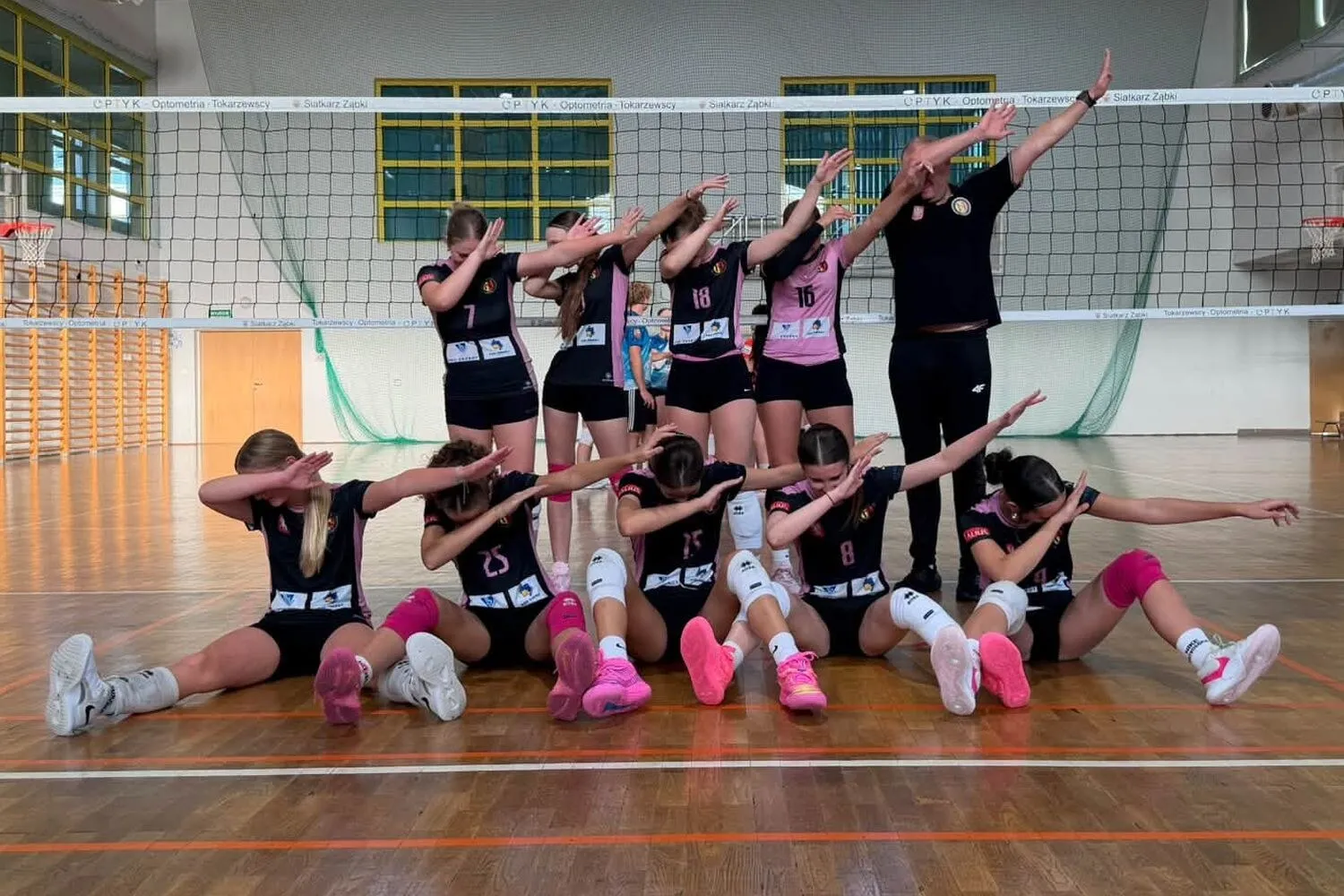 Nike Ostrołęka weszła w sezon bez straty seta. Kapitalne otwarcie kadetek w Ząbkach