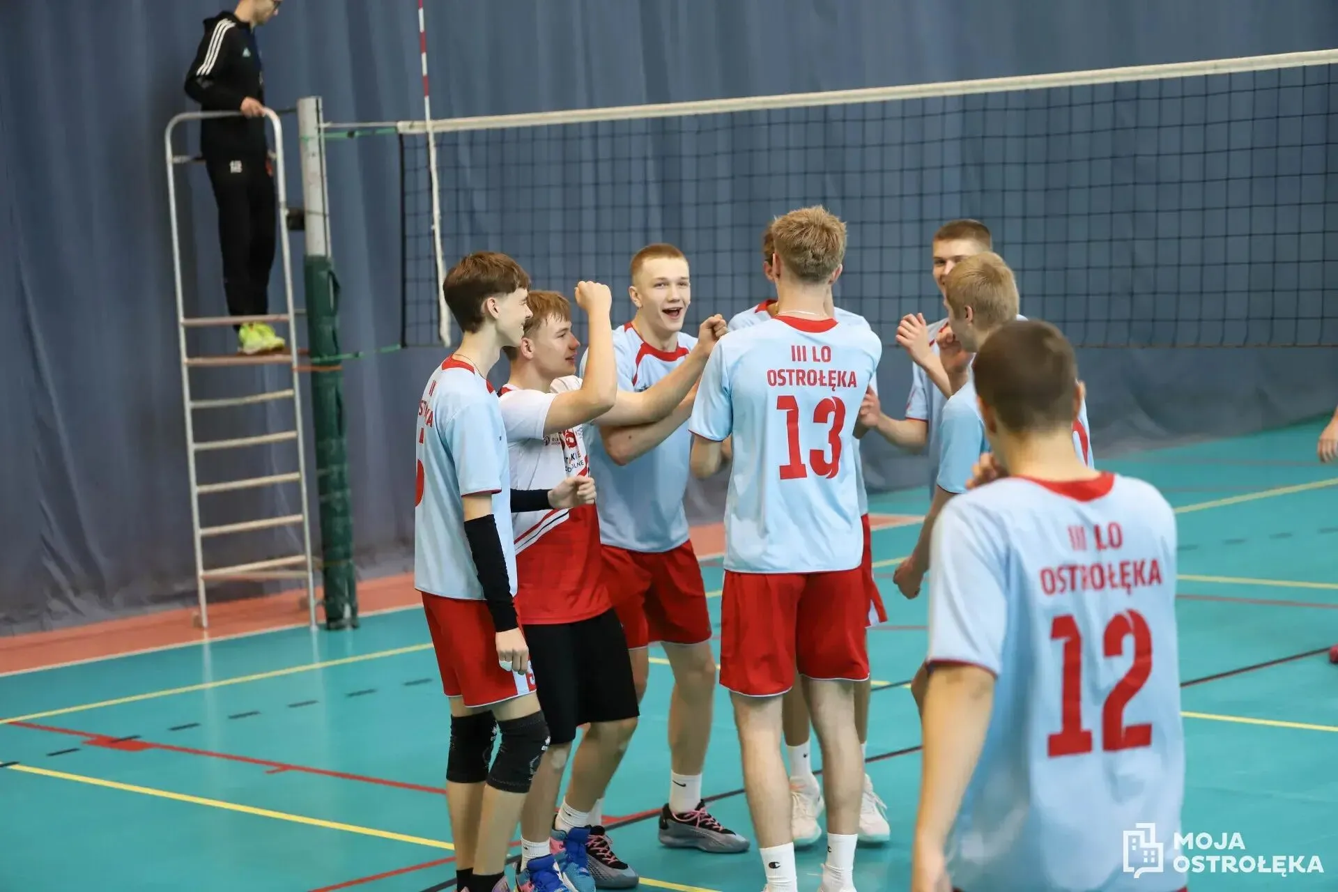 Trzy dni sportowych emocji w Ostrołęce. Młodzież rywalizuje w Licealiadzie