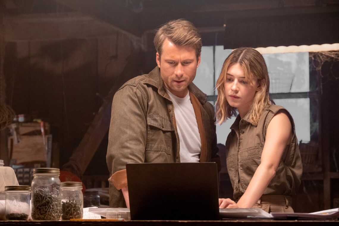 glen-powell’s-‘twisters’-earns-$10.7-million-in-preview-sales