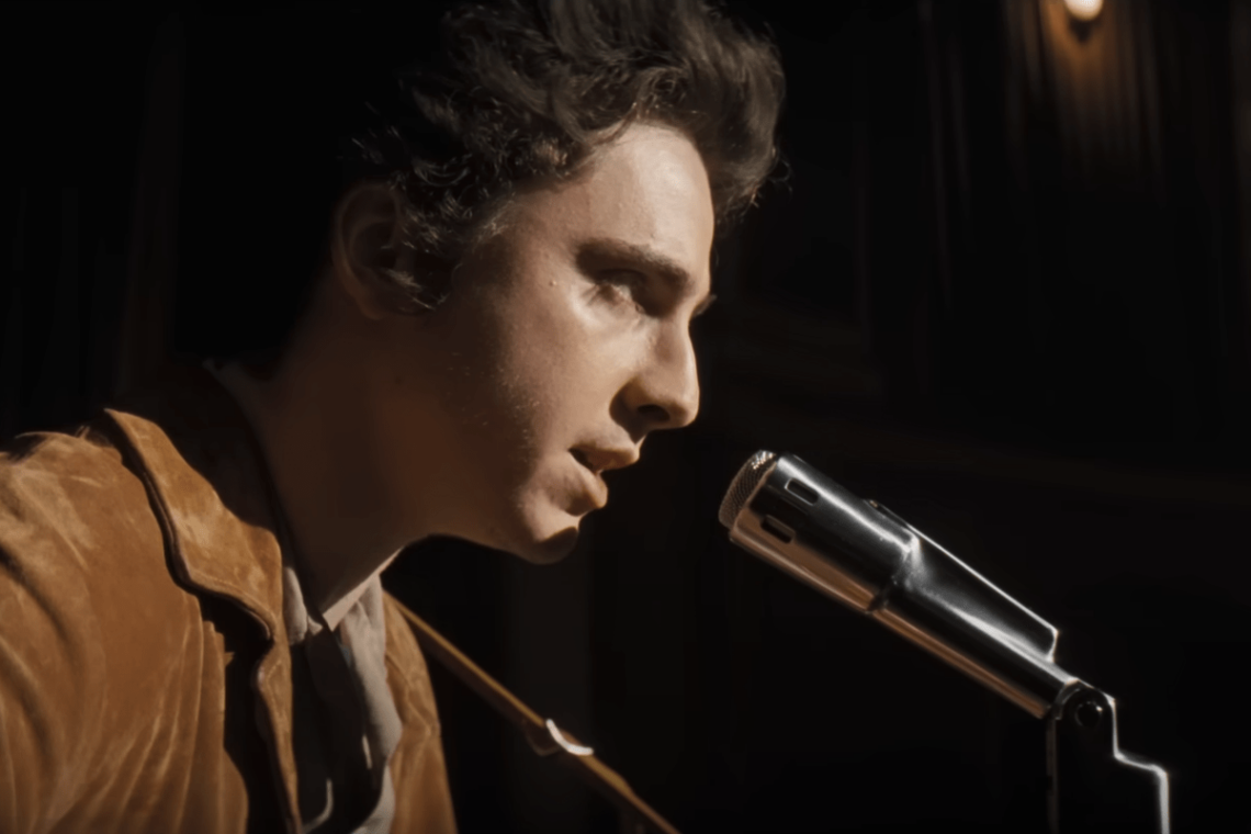 bob-dylan-fans-praise-timothee-chalamet’s-voice-in-new-trailer