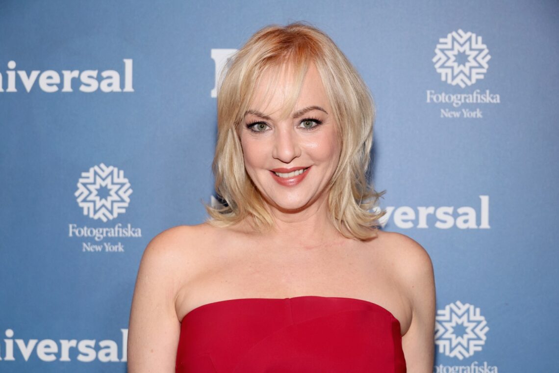 wendi-mclendon-covey-hosts-tca-awards’-first-in-person-return