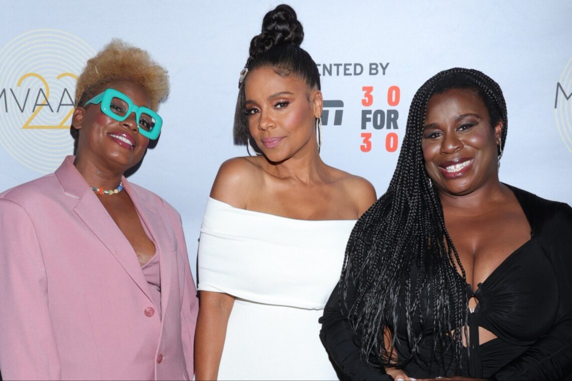 aunjanue-ellis-taylor-calls-for-more-films-like-‘the-supremes