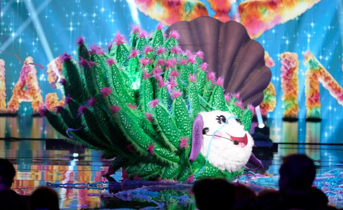 the-masked-singer-season-12-premiere-unveils-leaf-sheep’s-identity