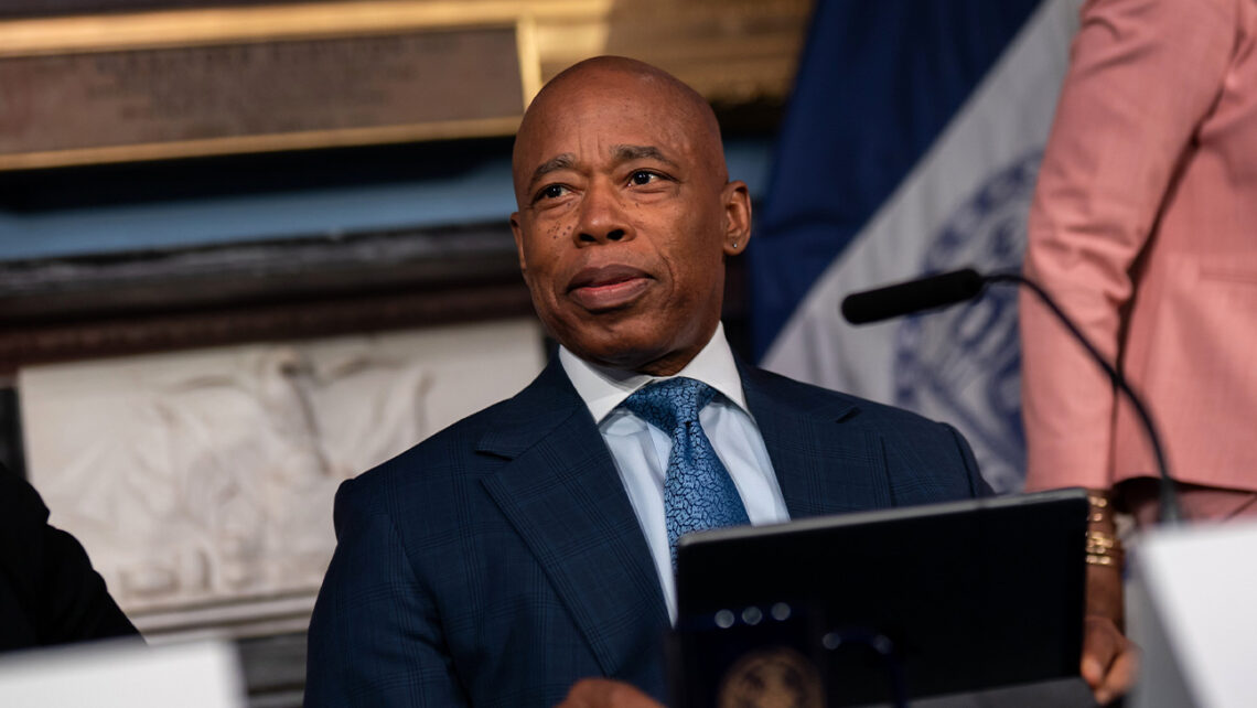 new-york-city-mayor-eric-adams-indicted,-sources-reveal