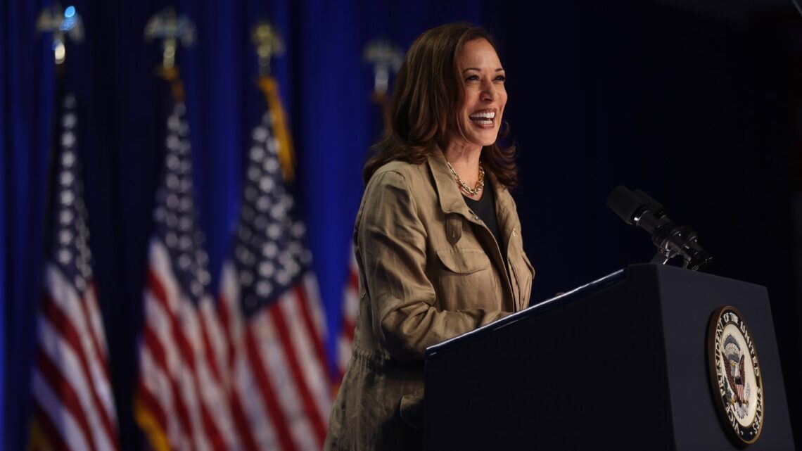 kamala-harris-returns-to-la.-for-star-studded-fundraiser-event