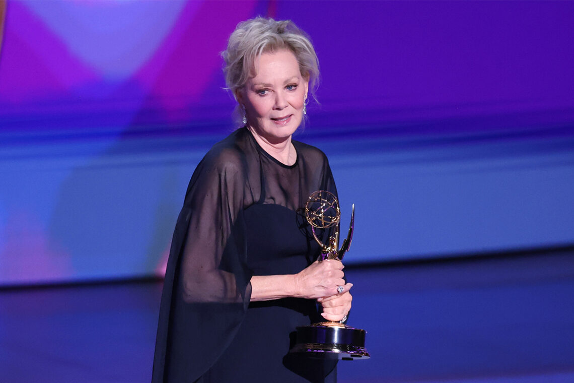 jean-smart-wins-emmy-for-‘hacks,’-humorously-confuses-hbo-and-max