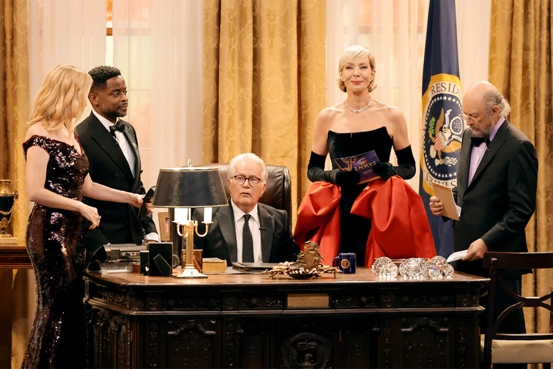 west-wing’-cast-reunites-at-emmys,-critiques-modern-politics