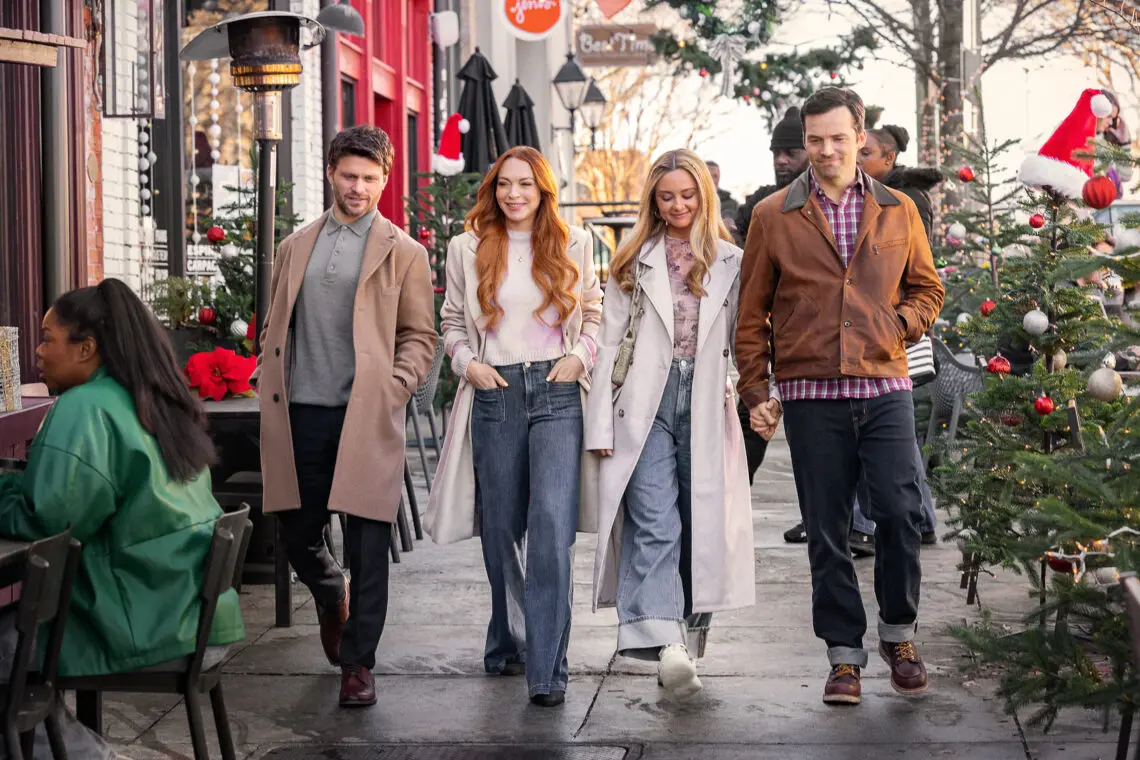 lindsay-lohan-returns-in-a-charming-new-netflix-holiday-rom-com