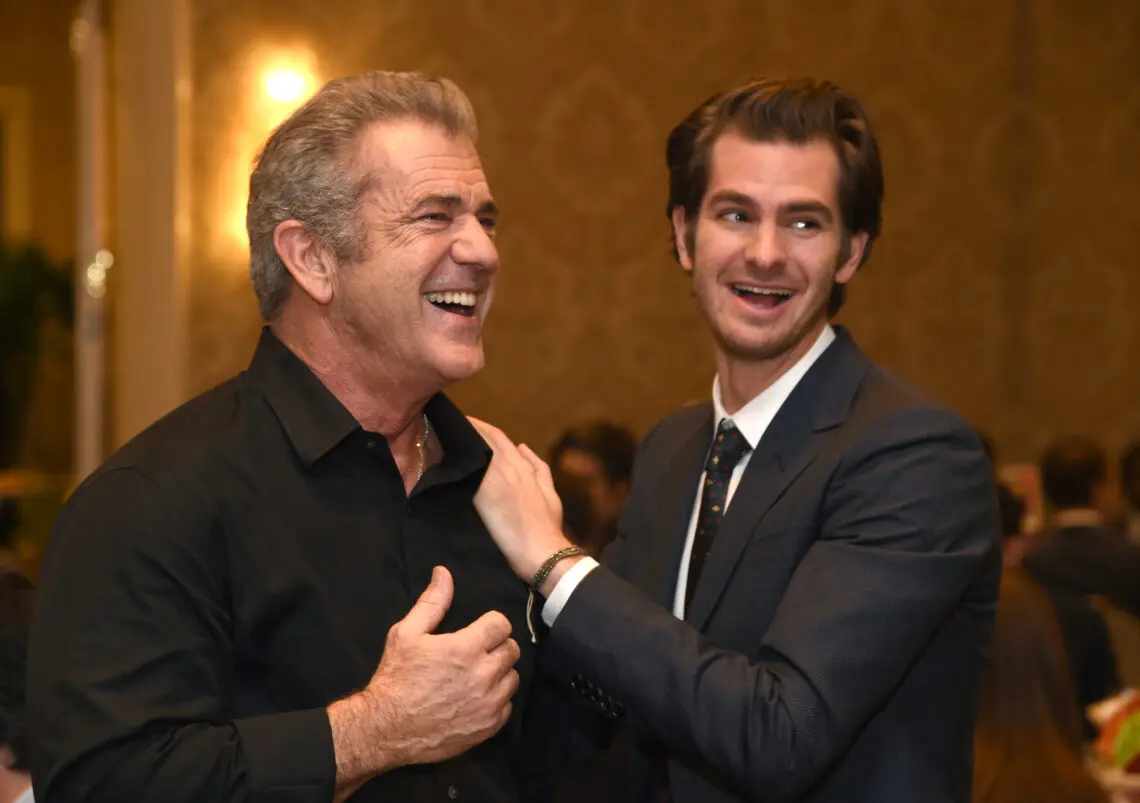 andrew-garfield-says-mel-gibson-deserves-a-second-chance-in-filmmaking