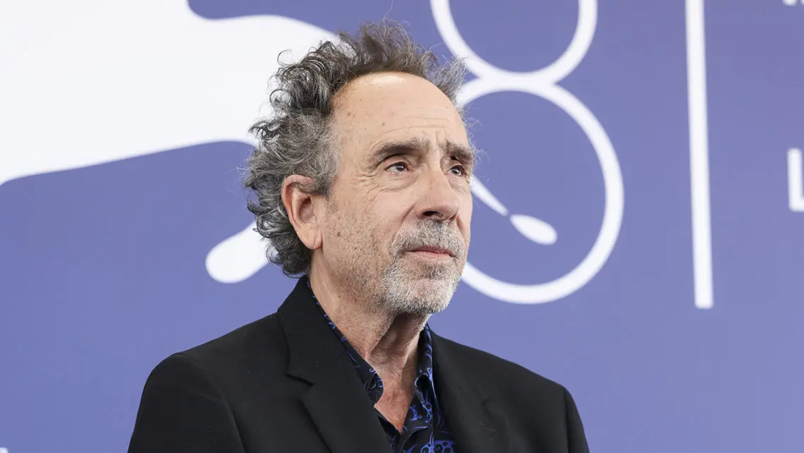 tim-burton-explains-his-desire-to-steer-clear-of-the-internet