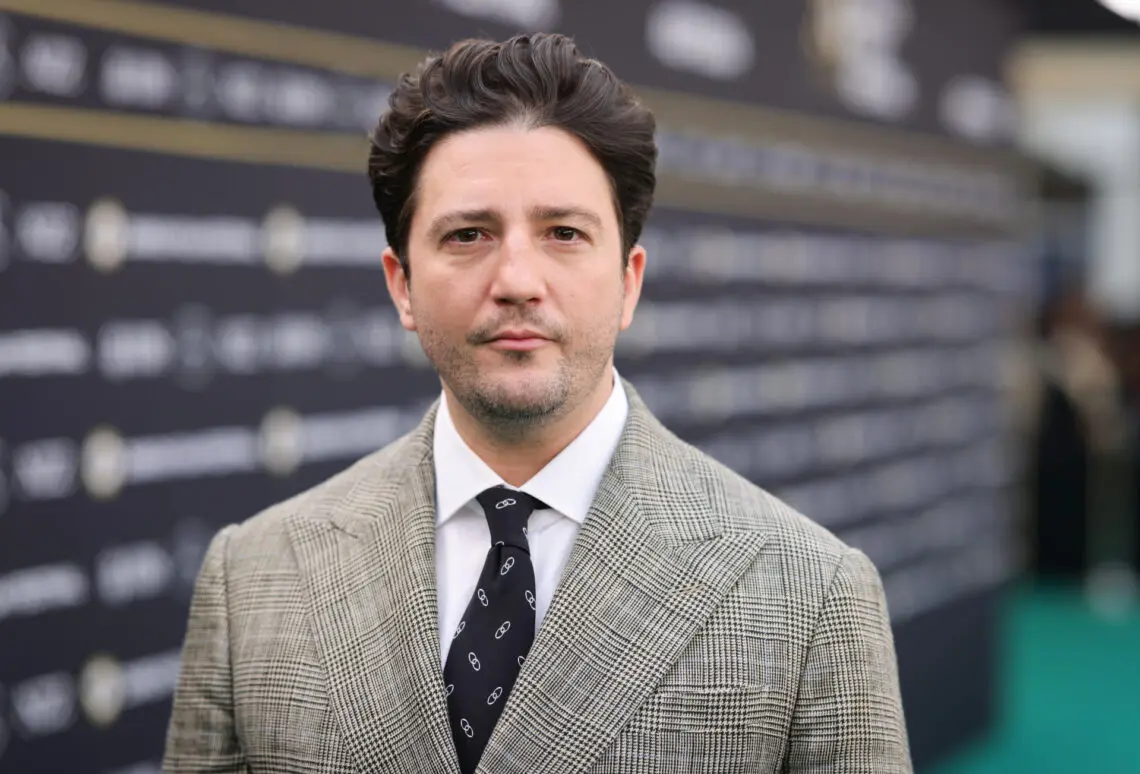 john-magaro’s-journey-from-spielberg’s-‘munich’-extra-to-‘september-5’-lead:-embracing-journalistic-responsibility