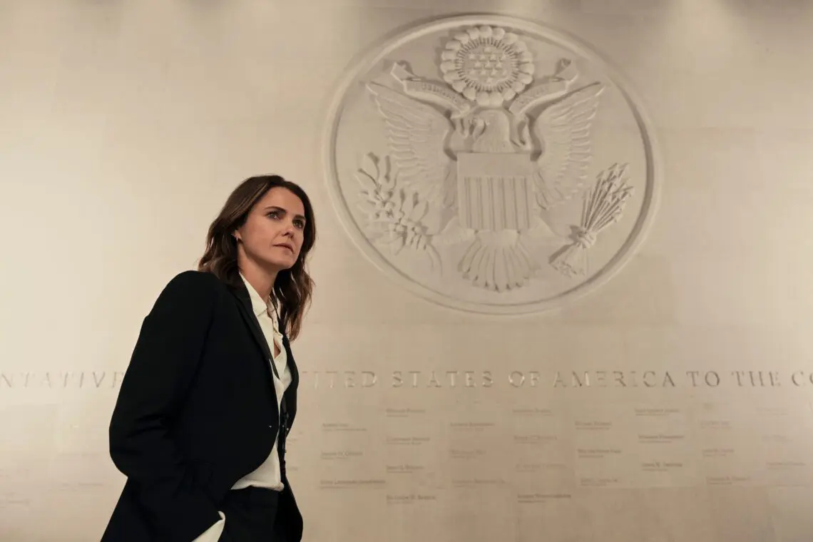 keri-russell’s-heroine-shines-as-‘the-diplomat’-returns:-tv-review