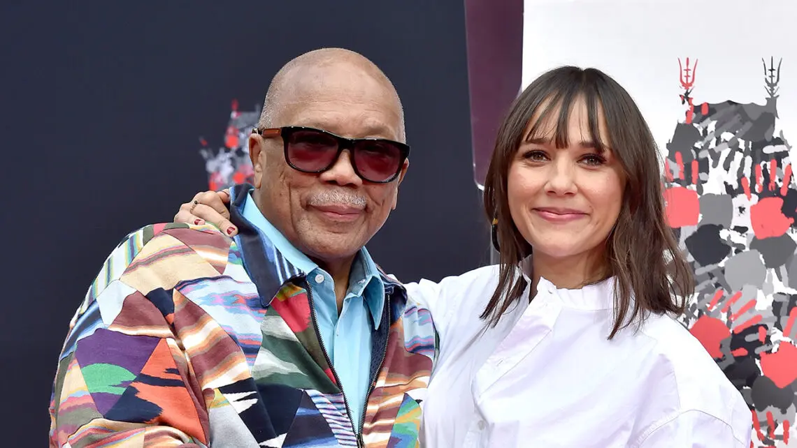 rashida-jones-mourns-father-quincy-in-heartfelt-tribute