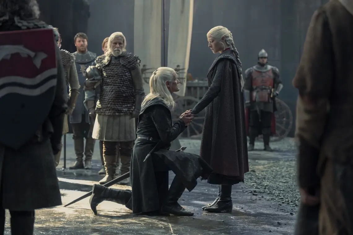 hbo-boss-discusses-‘game-of-thrones’-movie-and-george-rr.-martin’s-critique