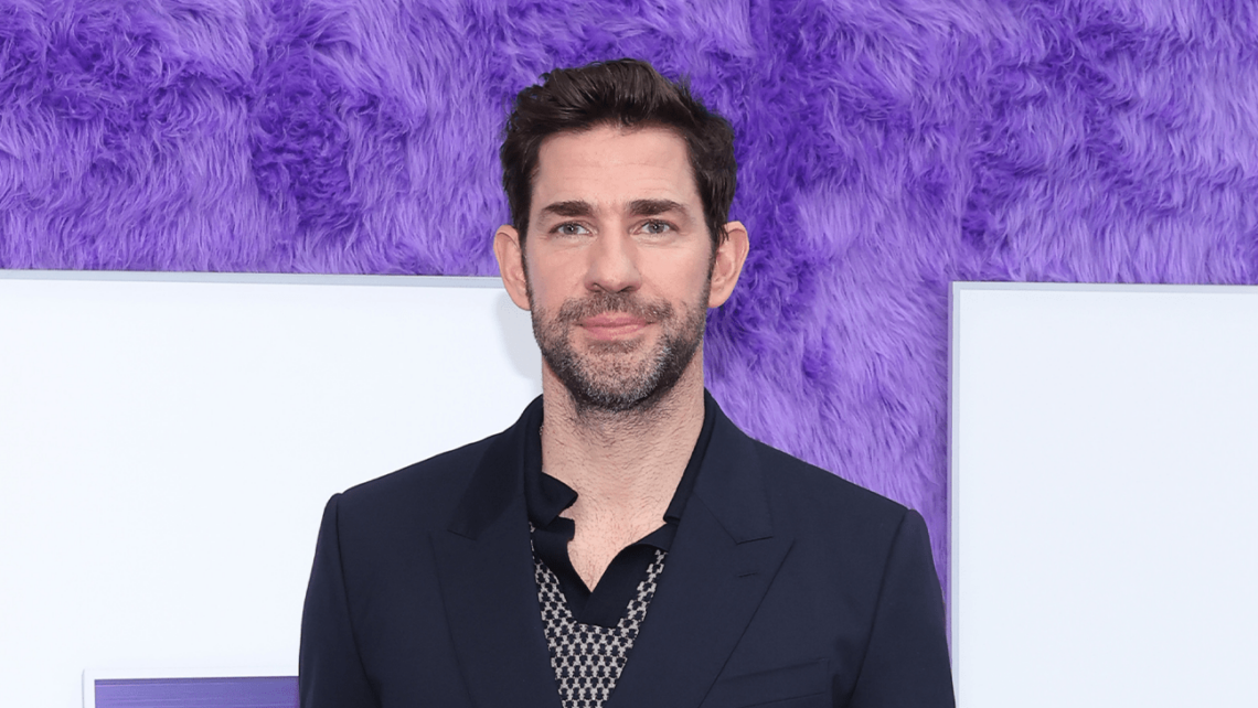 john-krasinski-crowned-people’s-sexiest-man-alive