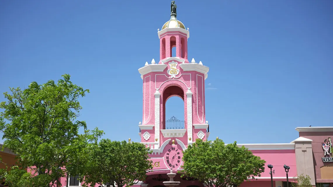 casa-bonita-cast-and-crew-members-unanimously-vote-to-unionize-with-actors’-equity,-iatse