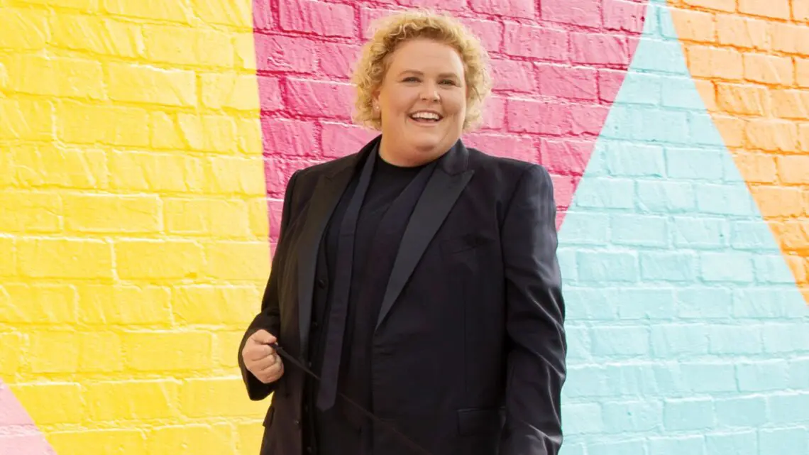 fortune-feimster-will-be-takin’-care-of-biscuits-on-new-2025-stand-up-tour