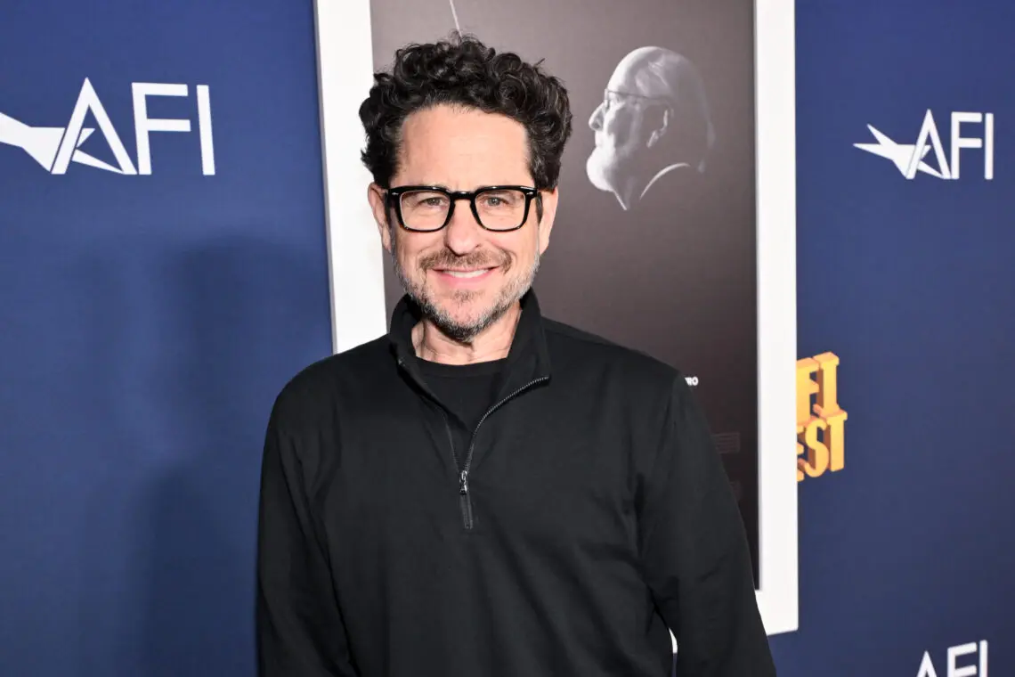 jj-abrams-sets-new-tv-and-film-production-pact-with-warner-bros.,-signaling-the-end-of-the-mega-deal-era