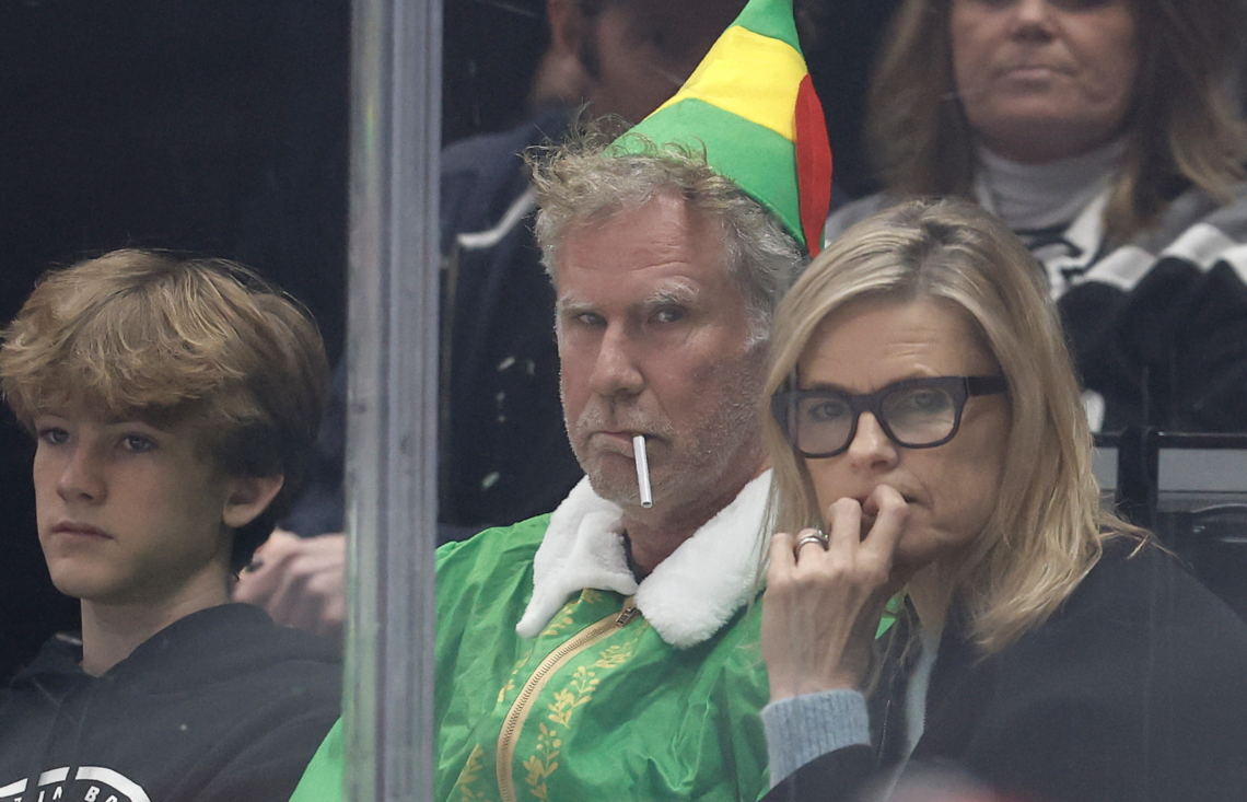 will-ferrell-dresses-up-as-buddy-the-elf-with-a-cigarette,-tells-reporter-‘it-was-a-tough-holiday-season’