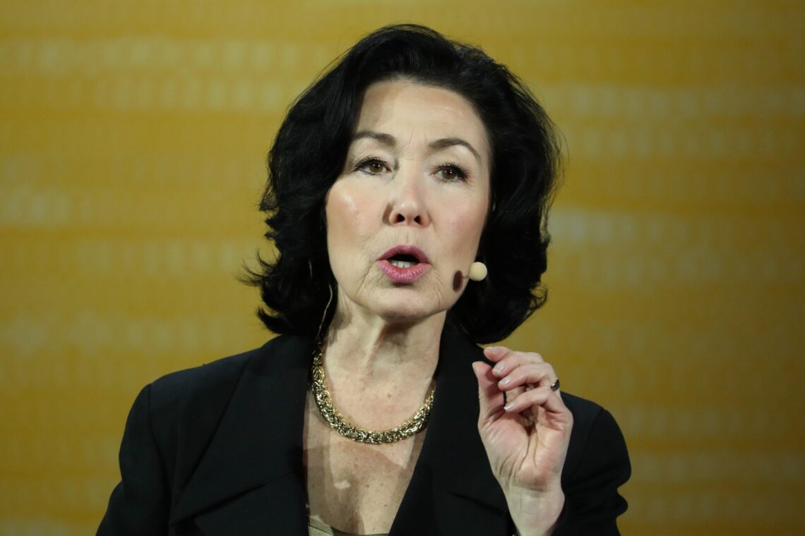 safra-catz-di-oracle-lascia-il-consiglio-di-amministrazione-disney