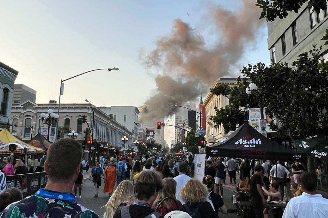 evacuazione-alla-comic-con:-incendio-sul-tetto-all’attivazione-di-the-penguin