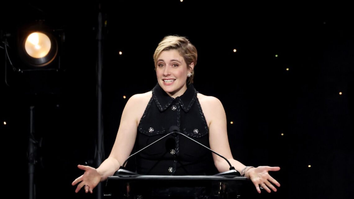 greta-gerwig-riconoscente-anche-verso-i-critici-nella-cerimonia-pioneer-of-the-year