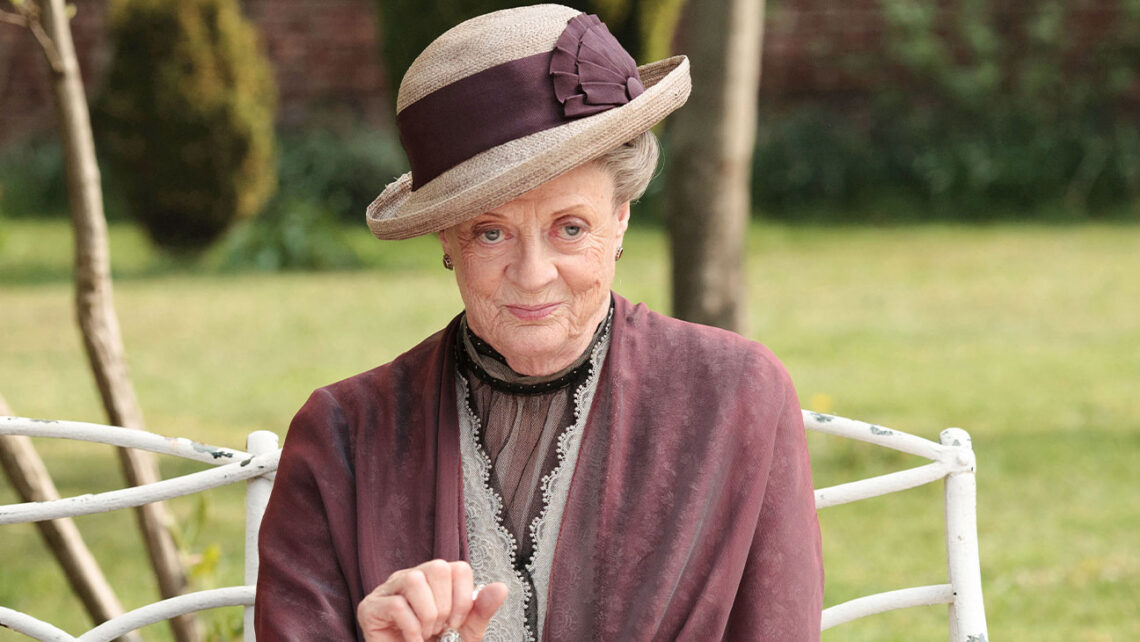 il-cast-di-downton-abbey-rende-omaggio-a-maggie-smith:-attrice-leggendaria