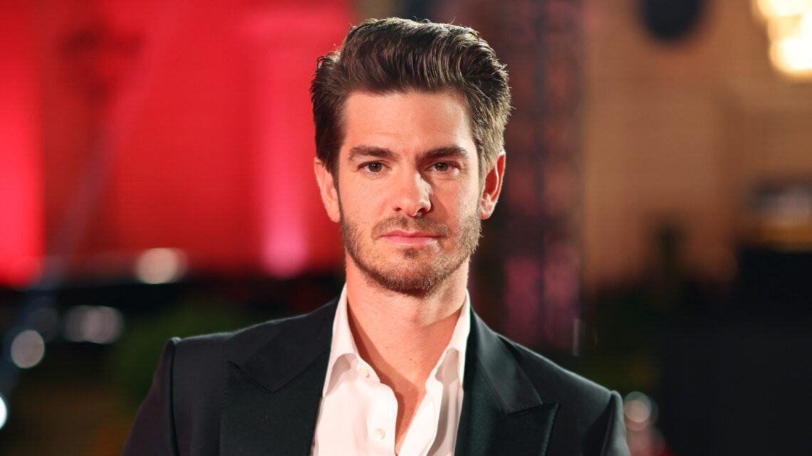 andrew-garfield-torna:-il-protagonista-di-we-live-in-time-si-confida