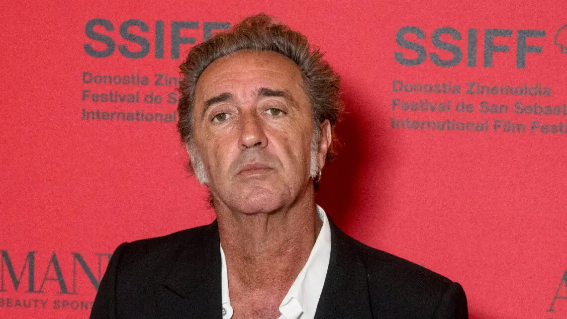 paolo-sorrentino:-pareri-contrastanti-in-italia-per-scena-su-san-gennaro