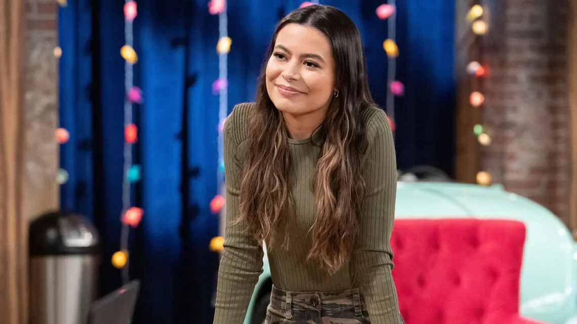 miranda-cosgrove-affronta-i-cliffhanger-dopo-il-reboot-di-icarly