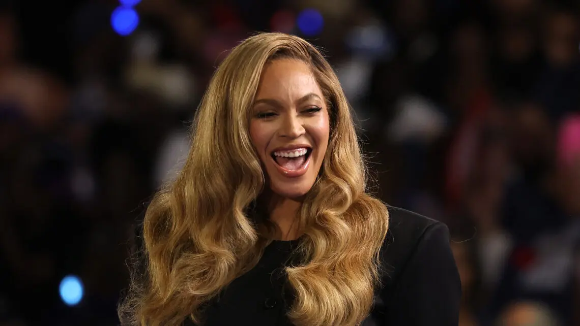 beyonce-in-concerto-all’intervallo-di-ravens-texans-su-netflix