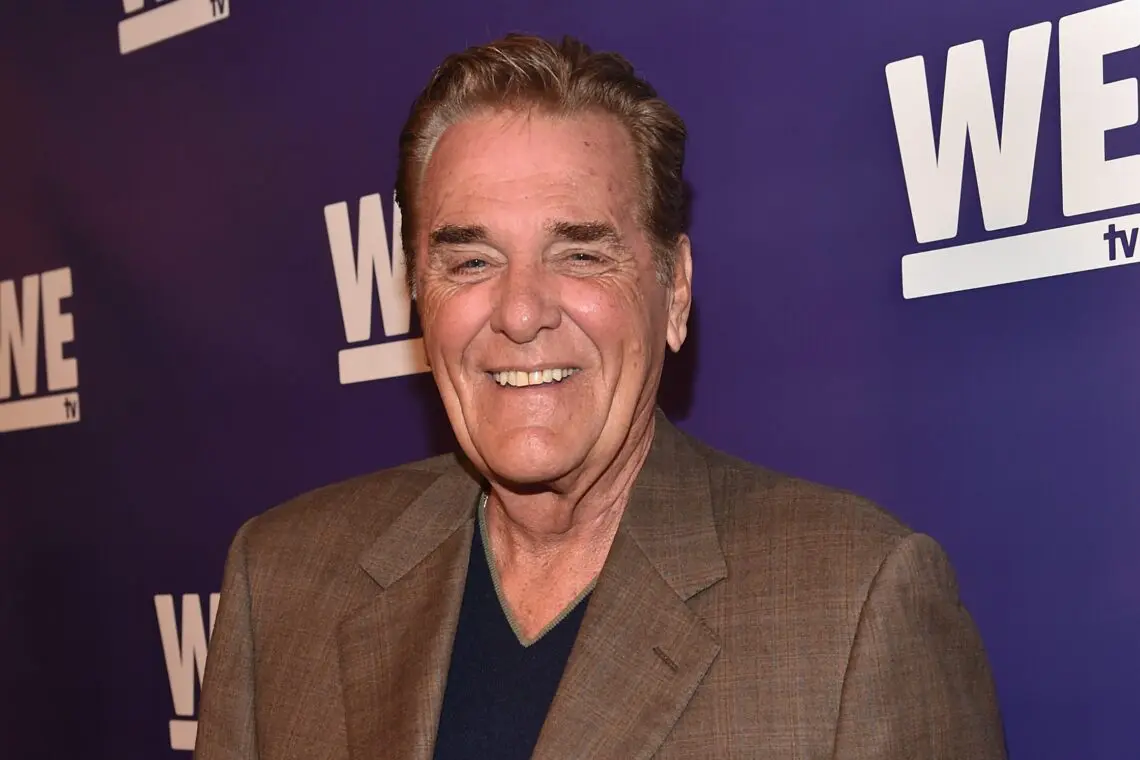 chuck-woolery,-noto-presentatore-di-love-connection-e-giochi-a-quiz,-muore-a-83-anni