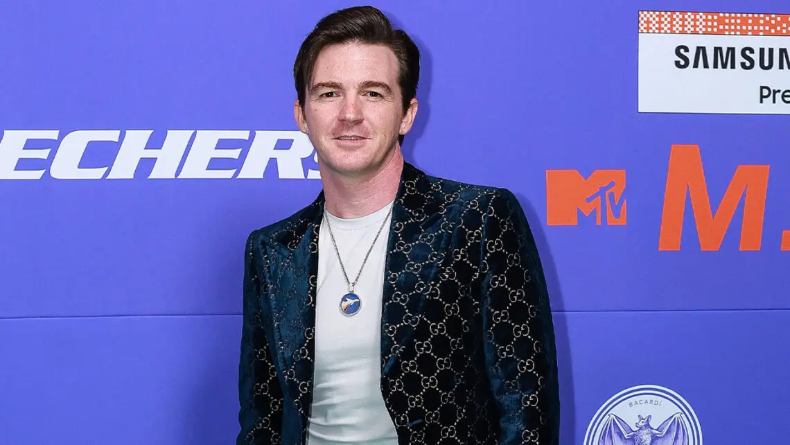 drake-bell-sogna-un-reboot-di-drake-&-josh-in-stile-curb-your-enthusiasm