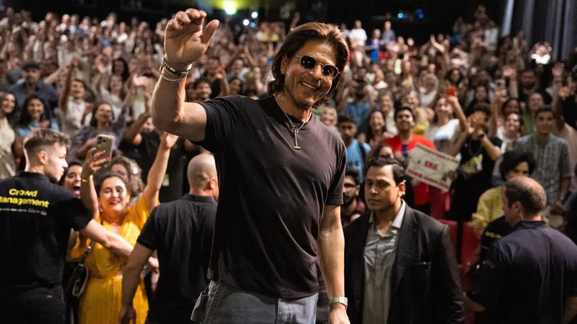 festival-cinema-2024:-shah-rukh-khan-a-locarno,-anora-incanta-cannes,-erotico-a-venezia