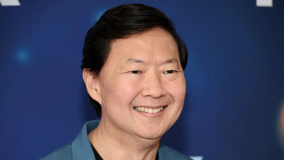 ken-jeong-si-commuove-leggendo-il-copione-del-film-community