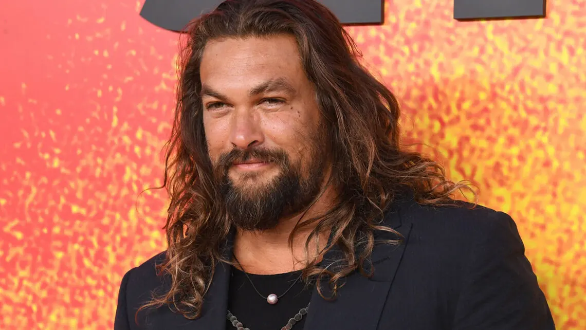 jason-momoa-interpretera-lobo-nel-film-di-supergirl