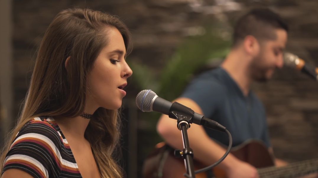 Malibu - Miley Cyrus (Boyce Avenue ft. Emily Zeck acoustic cover)