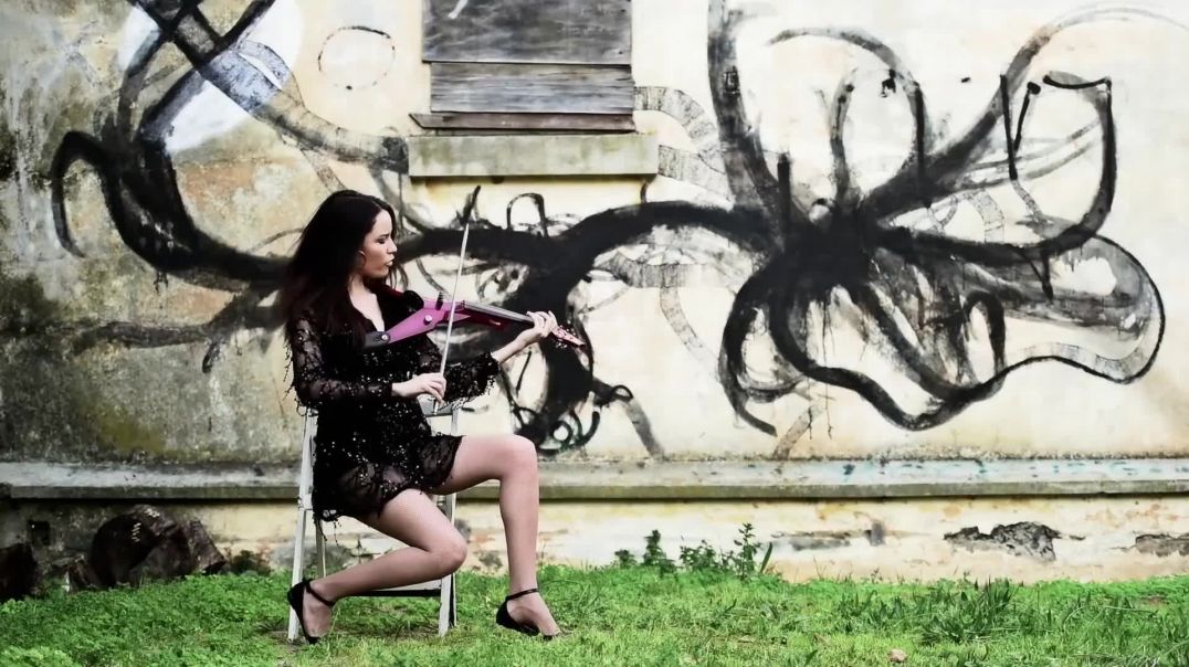 Mi Gente (J. Balvin, Willy William) - Electric Violin Cover | Caitlin De Ville