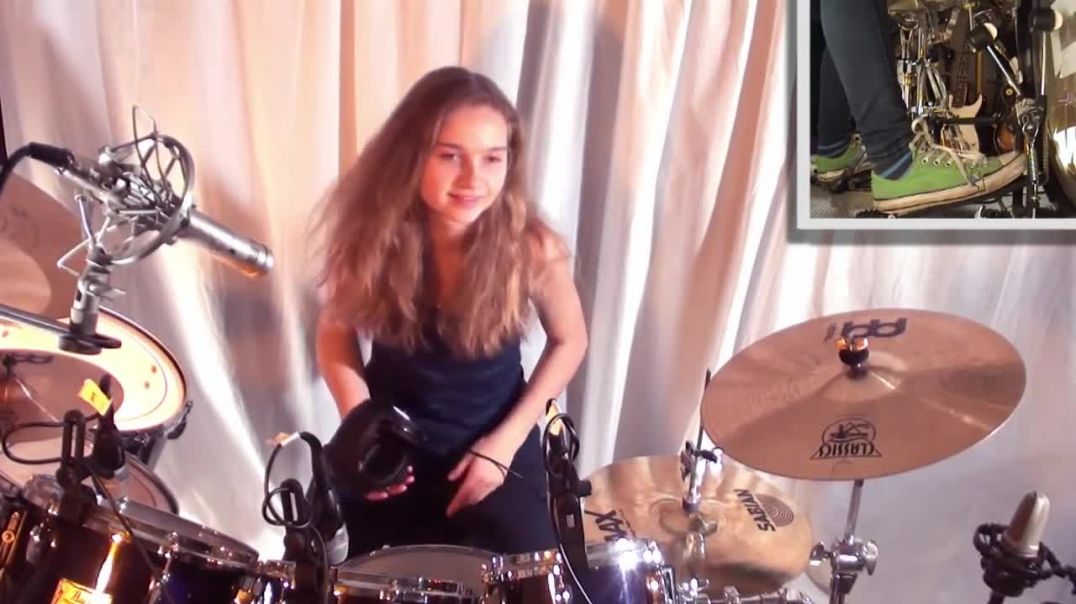 Smells Like Teen Spirit - Nirvana; drum cover by Sina