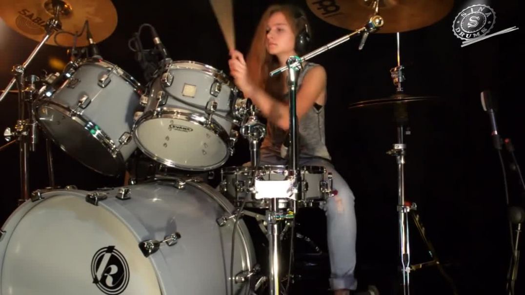 The Trooper (Iron Maiden); drum cover by Sina