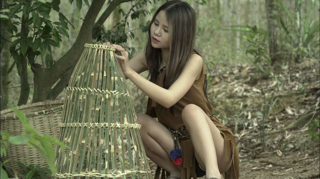 Ana macht Fischfalle aus Bambus - Einfache Technologie
