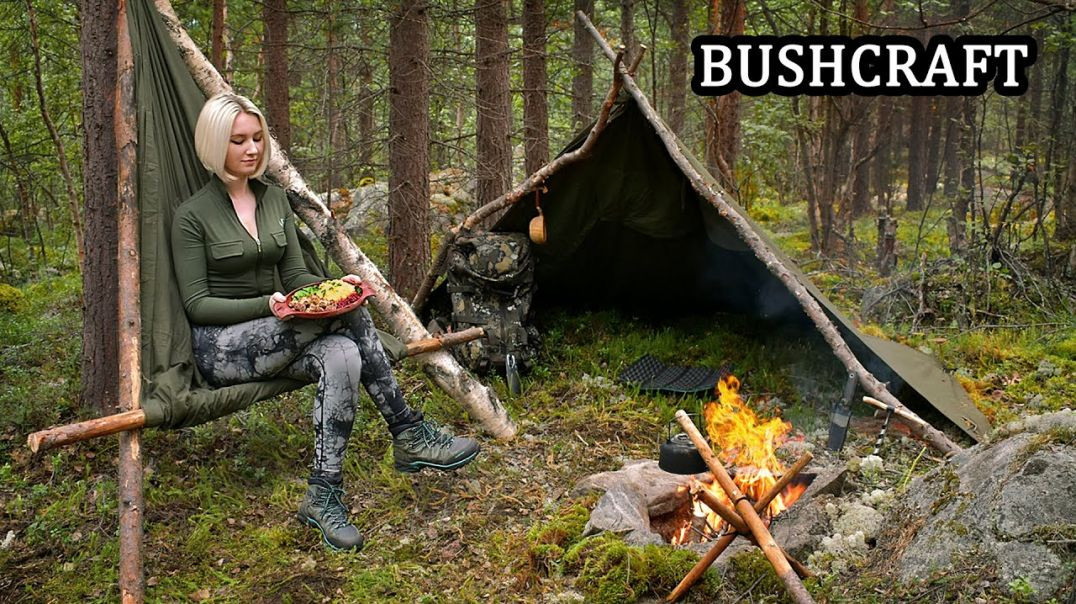 Solo Bushcraft - Swedish meatballs - Bushcraft Chair - Canvas lavvu shelter