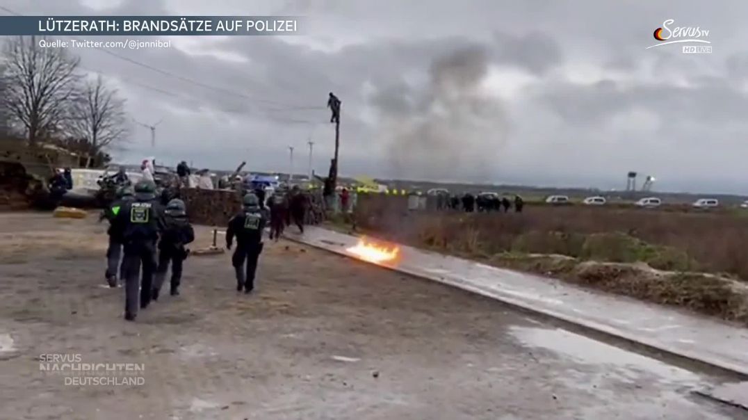 Gewaltbereite Demonstranten versuchen die Räumung von Lützerath aufzuhalten