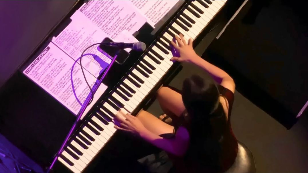 Ladyva's Epic Boogie Woogie Piano Performance at The Royal Albert Hall