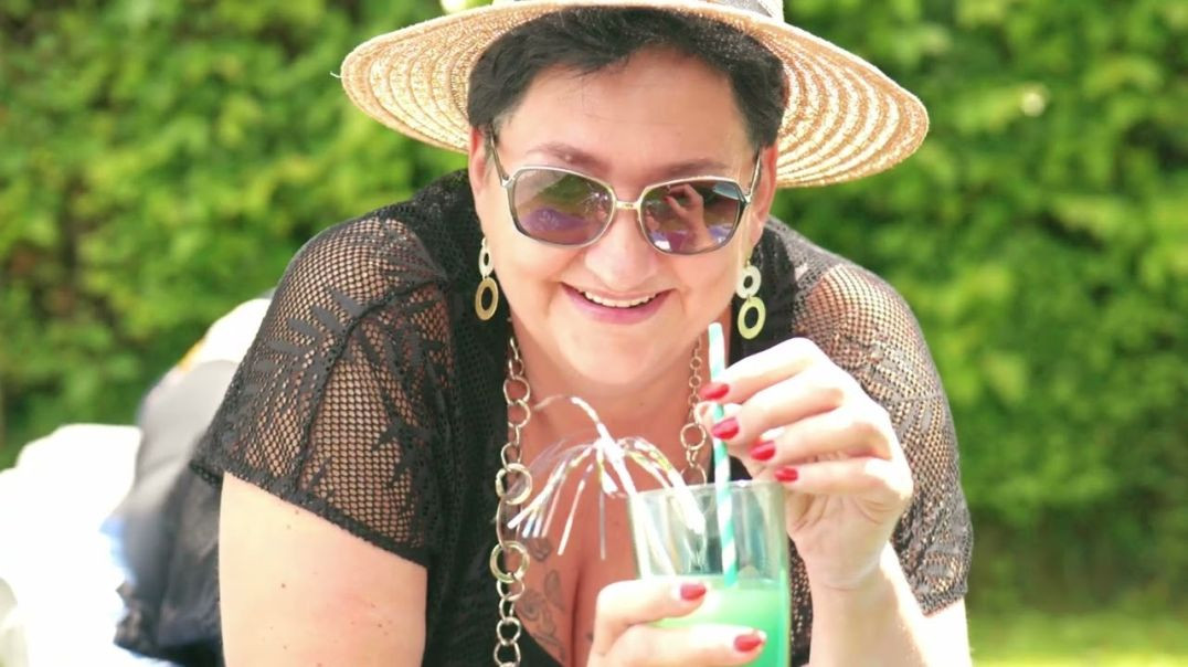 Petra Hameseder - Summazeit (Offizielles Video)